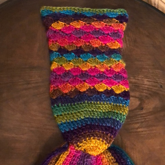 Handmade infant mermaid body sweater - Picture 5 of 5